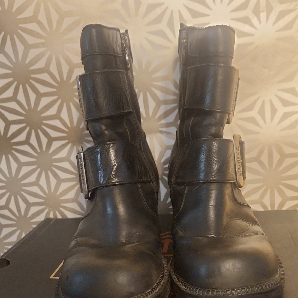 Harley-Davidson Black Moto Boots with Rugged Design - Picture 3 of 10